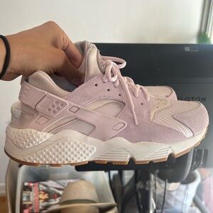 Pink Nike huarache